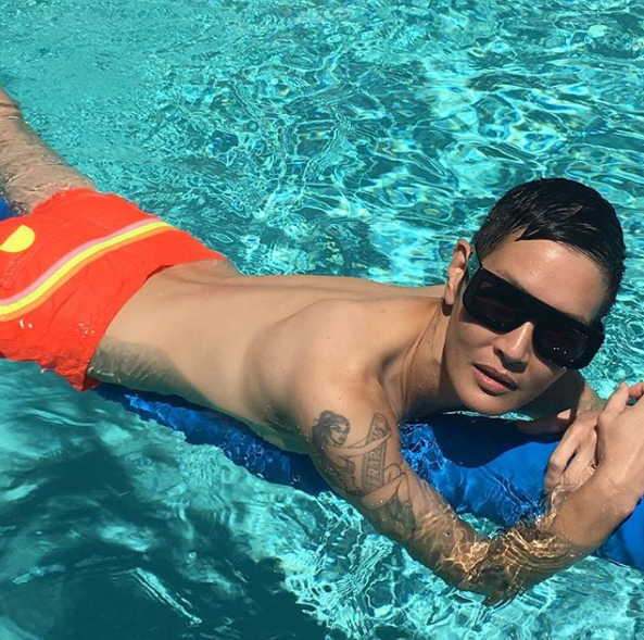 Jenny Shimizu, iubita angelina jolie, brad pitt