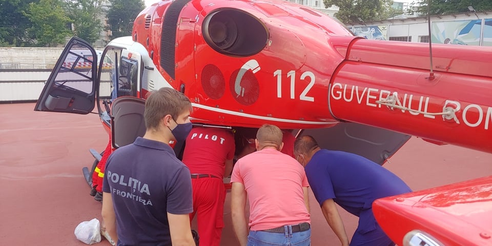 FOTO Intervenție aero medicală SMURD Un bărbat a fost transportat