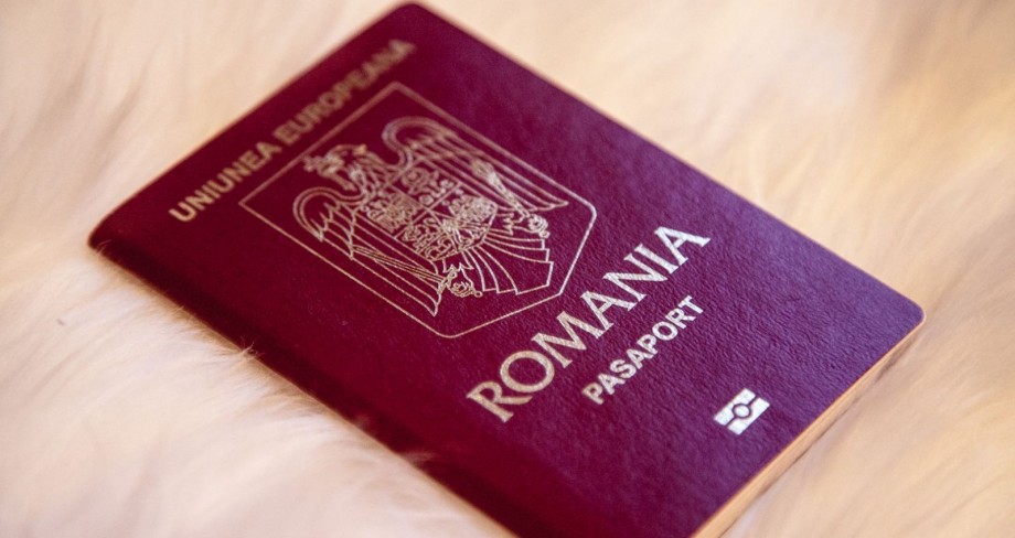 Igor Dodon și Angela Gonța au luat cetățenia română în aceeași zi ...