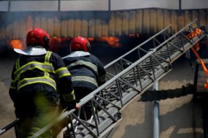 departament de situatii exceptionale, inspectorat general situatii de urgenta, incendiu strada acadeiei, incendiu lunedor, incendiu chisinau, incendiu strada cantemir, pompieri moldova, serviciul unic 112