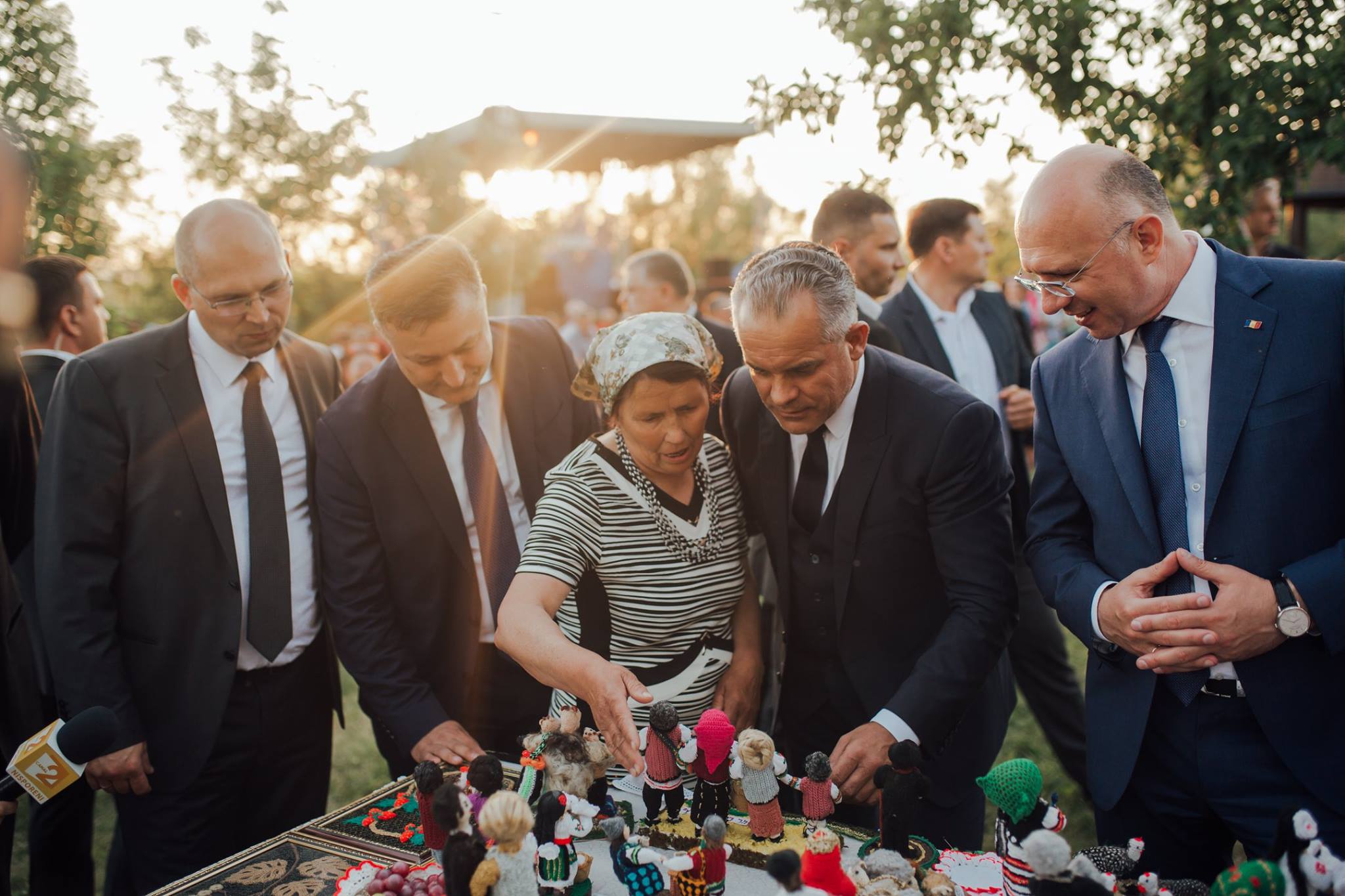 lIDERUL PDM ÎMPREUNĂ CU PREMIERUL FILIP AU FOST LA HRAM ÎN DOUĂ SATE