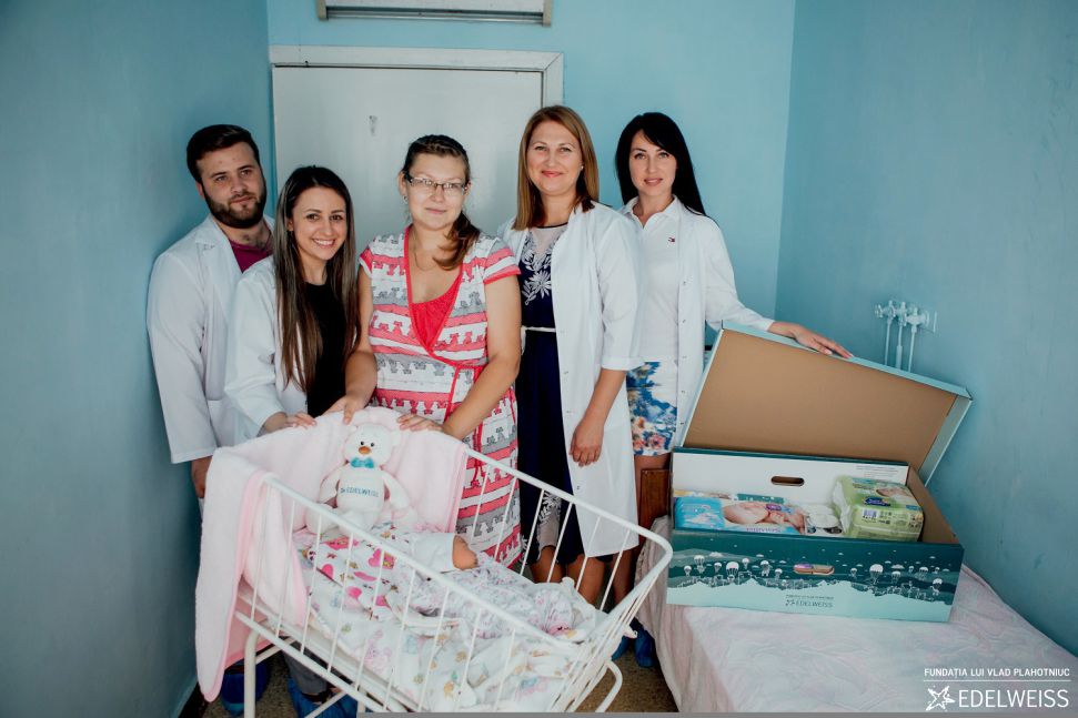 Echipa „Edelweiss” alături de mămicile din Ceadîr-Lunga, pdm, plahotniuc, campania o noua viata