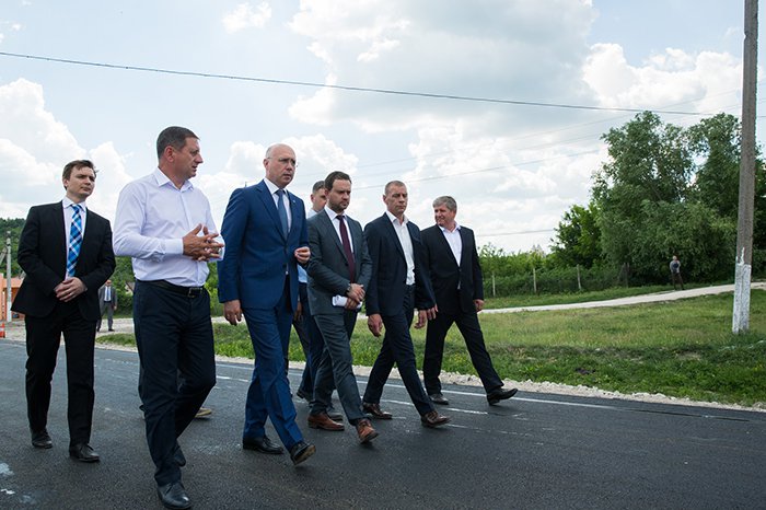 drumuri bune pentru moldova, proiect de guvern, reparatia drumurilor, drumuri facute, filip drumuri, plahotniuc drumuri