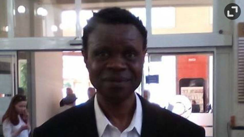 john onoje, azil politic