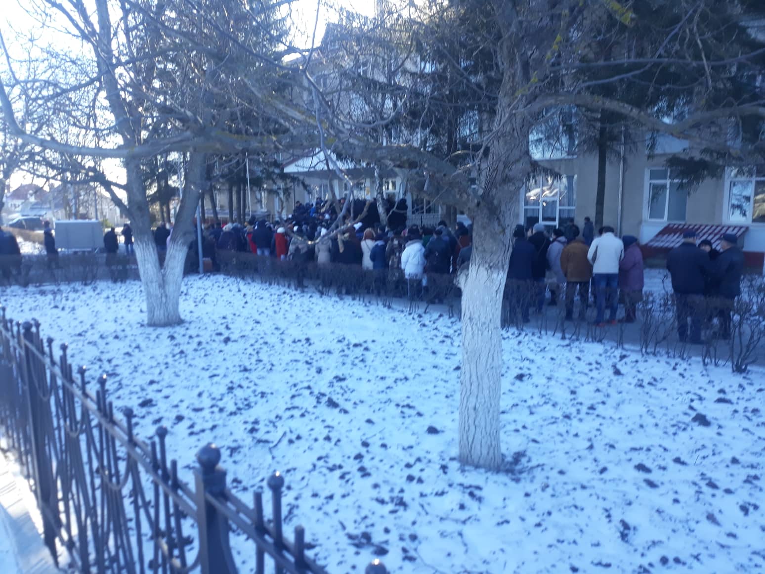 cetățeni aduși cu autocarele din Transnistria, Alegătătorii sunt plătiți să voteze PSRM, igro dodon alegeri moldova 2019, platiti cu 20 de euro, voteaza socialistii, cec alina rusu, comisia electorala centrala