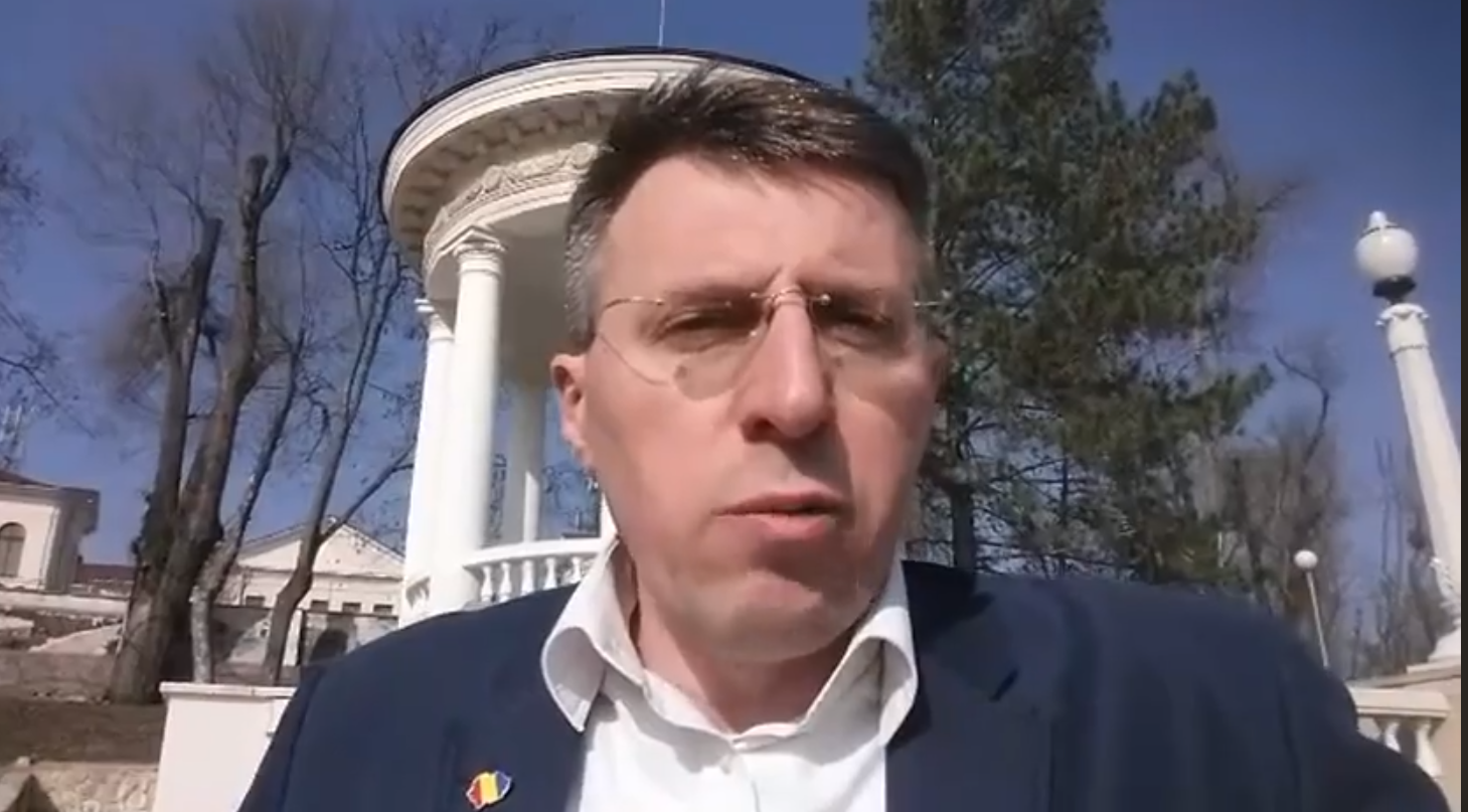 dorin chirtoaca, parcul valea morilor, scara cascadelor, chirtoaca chisinau, primaria chisinau