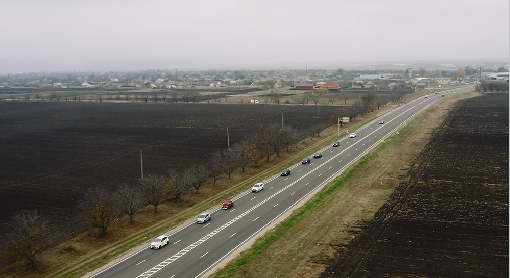 Pavel Filip, Peste 1 miliard 24 milioane de lei vor fi alocați pentru drumurile naționale în 2019, chiril gaburici ministerul economiei, pdm plahotniuc, partidul democrat din moldova, drumuri bune 2,