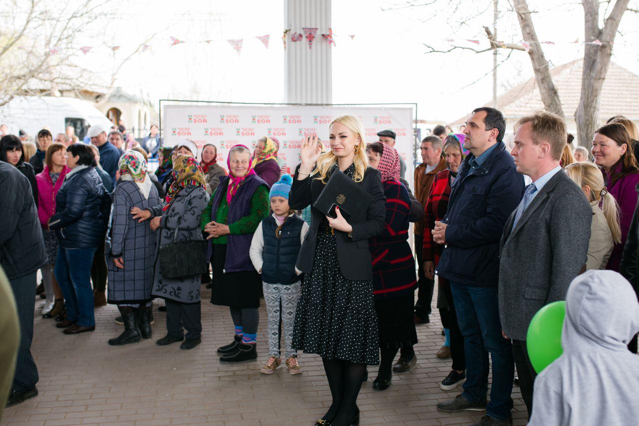 Marina Tauber, Partidul ȘOR, Jora de Mijloc, satul Jora de Mijloc, Tauber a depus mandatul de Primar, raionul Orhei, deputatii fractiunii ȘOR
