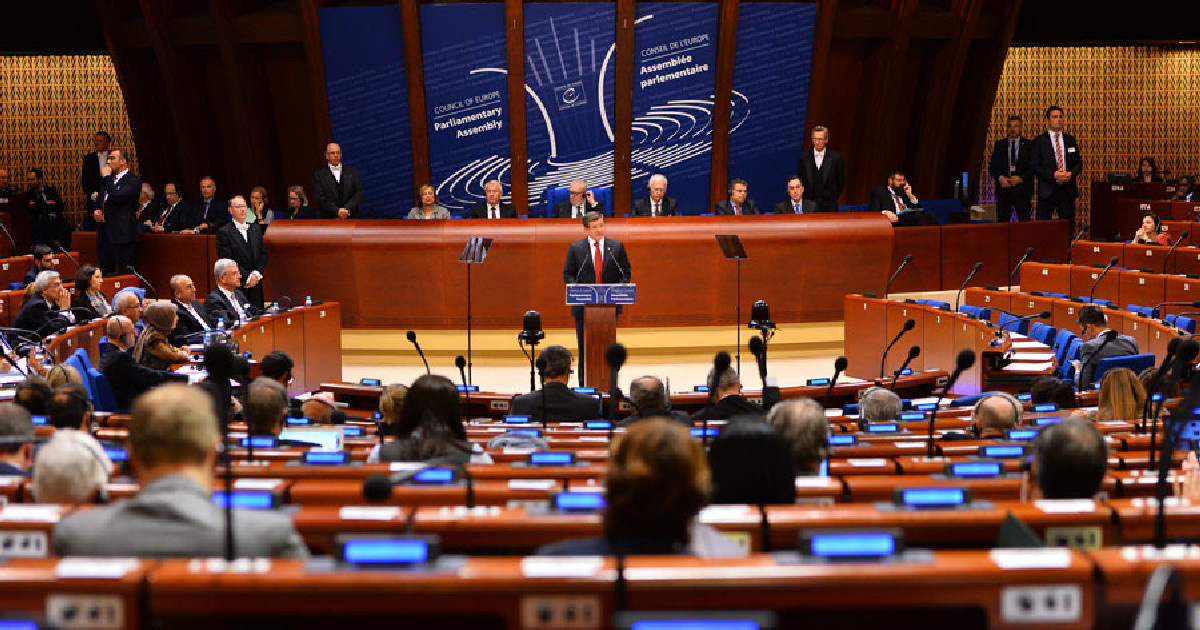 nastase apce, nastase pro-rus, nastase la moscova, nastase rusia, anexarea crimeei