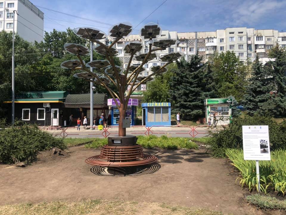 arbore solar, panouri fotovoltaice, arbore solar in chisinau
