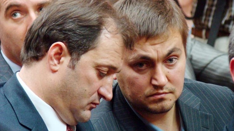 Vlad Filat, Filat, cutia neagra cu Vlad Filat, PLDM, fostul prim-ministru Filat interviu din inchidoare, Gazprombank, Plahotniuc, BEM, Banca de Economii, frauda bancara, furtul miliardului, Platon, raider, raider bancar