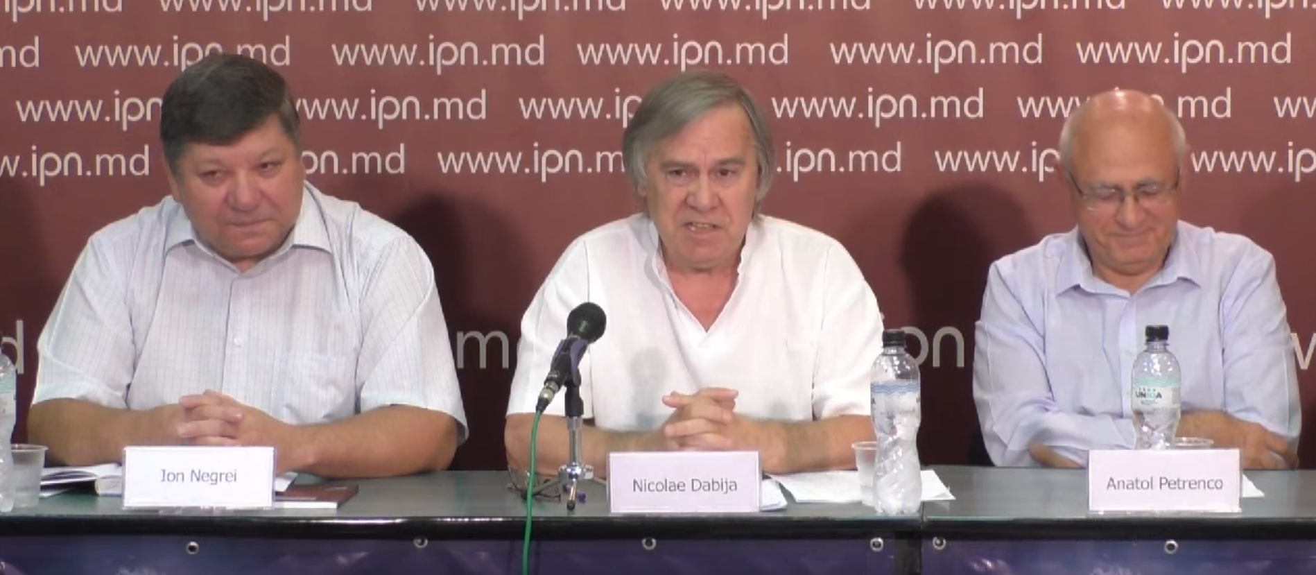 intelectuali moldova, intelectualitate, nicolae dabija, vasile costiuc, demiterea lui dodon, protest anti dodon