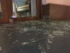 Geam stricat la PCCOCS