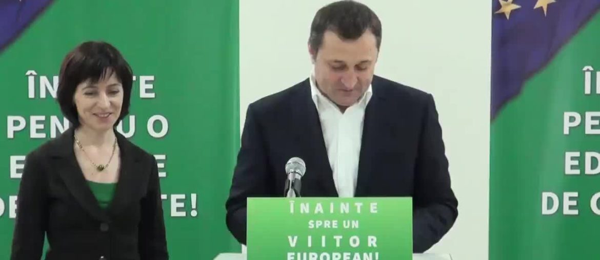 Vlad Filat, conferinta de presa Filat, cine l-a eliberat pe Filat, prima conferinta de presa sustinuta de Filat, primele declaratii facute de Vlad Filat,