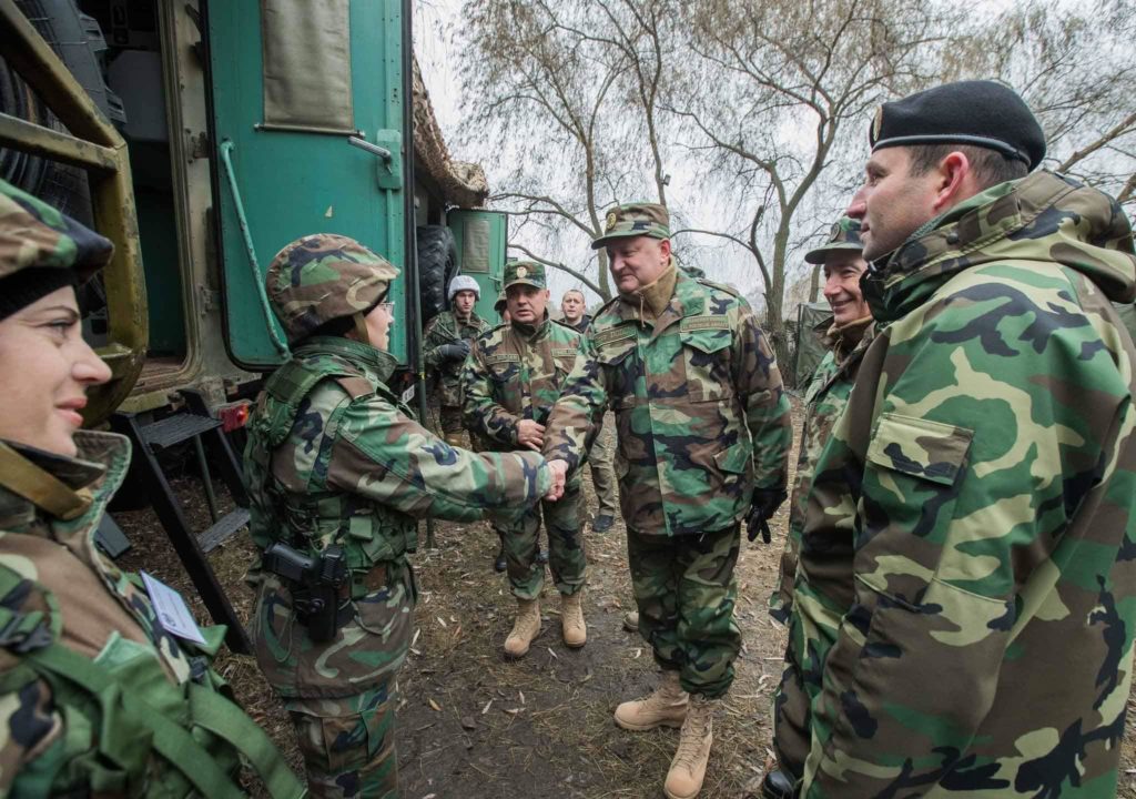 Igor Dodon, Uniformă Militară
