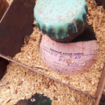 SIS a depistat o cantitate de circa 20 kg de mercur. Containerele erau îngropate în pământ