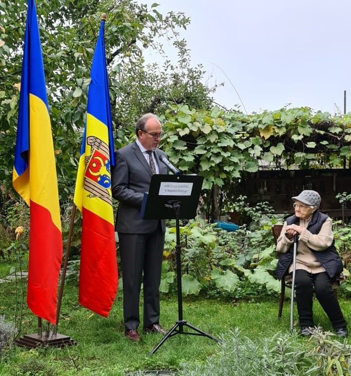 Pictoriță din R. Moldova, decorată cu Ordinul „Meritul Cultural” de ...