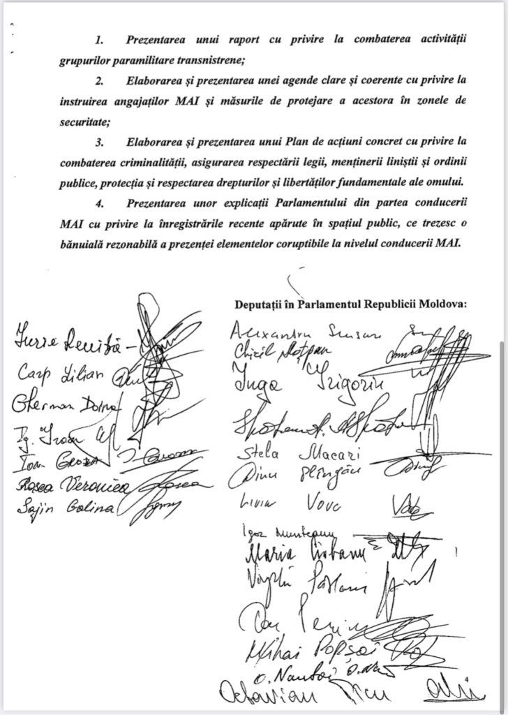 Parlamentul va examina mâine moțiunea simplă asupra activității lui Pavel Voicu, ministrul Afacerilor Interne