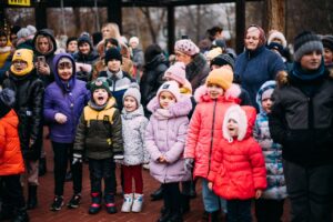 Echipa Partidului „ȘOR” a reconstruit parcul central din Taraclia