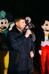 Echipa Partidului „ȘOR” a reconstruit parcul central din Taraclia