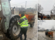 Străzi din comuna Trușeni acoperite cu polei, echipele Primăriei intervin pentru siguranța circulației