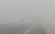 Ceață densă pe drumurile naționale reduce vizibilitatea până la 200 metri, cod galben activ