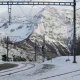 Tren deraiat în Elveția după o avalanșă care a blocat calea ferată în cantonul Valais