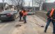 Echipele de intervenție repară drumurile principale și secundare din toate sectoarele capitalei