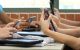 Polonia interzice telefoanele mobile în școlile primare din 1 septembrie 2026