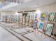 Peste 30 de picturi cu tematică pascală realizate de tineri artiști au fost expuse în Parlamentul Republicii Moldova