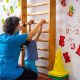 Vot final! Copiii cu dizabilități vor primi anual câte 3 000 de lei din partea statului în luna iunie