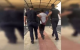 VIDEO // Un bărbat a fost reținut în Chișinău după ce a jefuit o femeie de 64 de ani pe stradă
