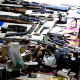 VIDEO // Polițiștii din Criuleni au ridicat arme și muniții deținute ilegal în satul Hîrtopul Mare