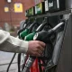 Marea Britanie cedează în fața crizei energetice: Londra permite din nou importurile de combustibil din petrol rusesc