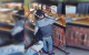 VIDEO // Poliția a reținut un bărbat pentru furturi din buzunare în transportul public și localuri din Chișinău