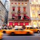 Tragedie în centrul New York-ului: O femeie a murit după ce a căzut într-un cămin tehnic deschis pe Fifth Avenue