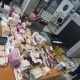 FOTO // Funcționarii vamali au depistat bunuri nedeclarate în cantități comerciale într-un Mercedes Sprinter venit din Irlanda