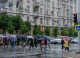 Ploaia continuă la Chișinău. Primăria recomandă utilizarea transportului public și evitarea parcării sub arbori