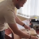 VIDEO // Trei cetățeni ucraineni și alți doi complici, reținuți într-o schemă de escrocherie de 260 000 de lei