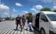 VIDEO // Doi cetățeni din Sri Lanka, îndepărtați sub escortă din Republica Moldova
