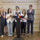 Deputații și studenții au colaborat în concursul „Misiunea Parlamentului” de Ziua internațională a parlamentarismului