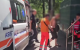 VIDEO // Un bărbat acuzat de comportament neadecvat față de minori, a fost internat în spital după intervenția Poliției