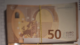 Un pasager de pe cursa Chișinău–Istanbul a fost prins cu 15 mii de euro nedeclarați la frontieră