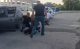 VIDEO // L-au amenințat cu moartea și i-au cerut bani. Șapte tineri reținuți pentru tâlhărie în comuna Tohatin