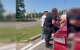 VIDEO // Un bărbat din Chișinău a fost reținut pentru că și-a jefuit propria soră