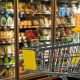Din 10 august, comercianții vor fi obligați să afișeze țara de origine a produselor alimentare la preț